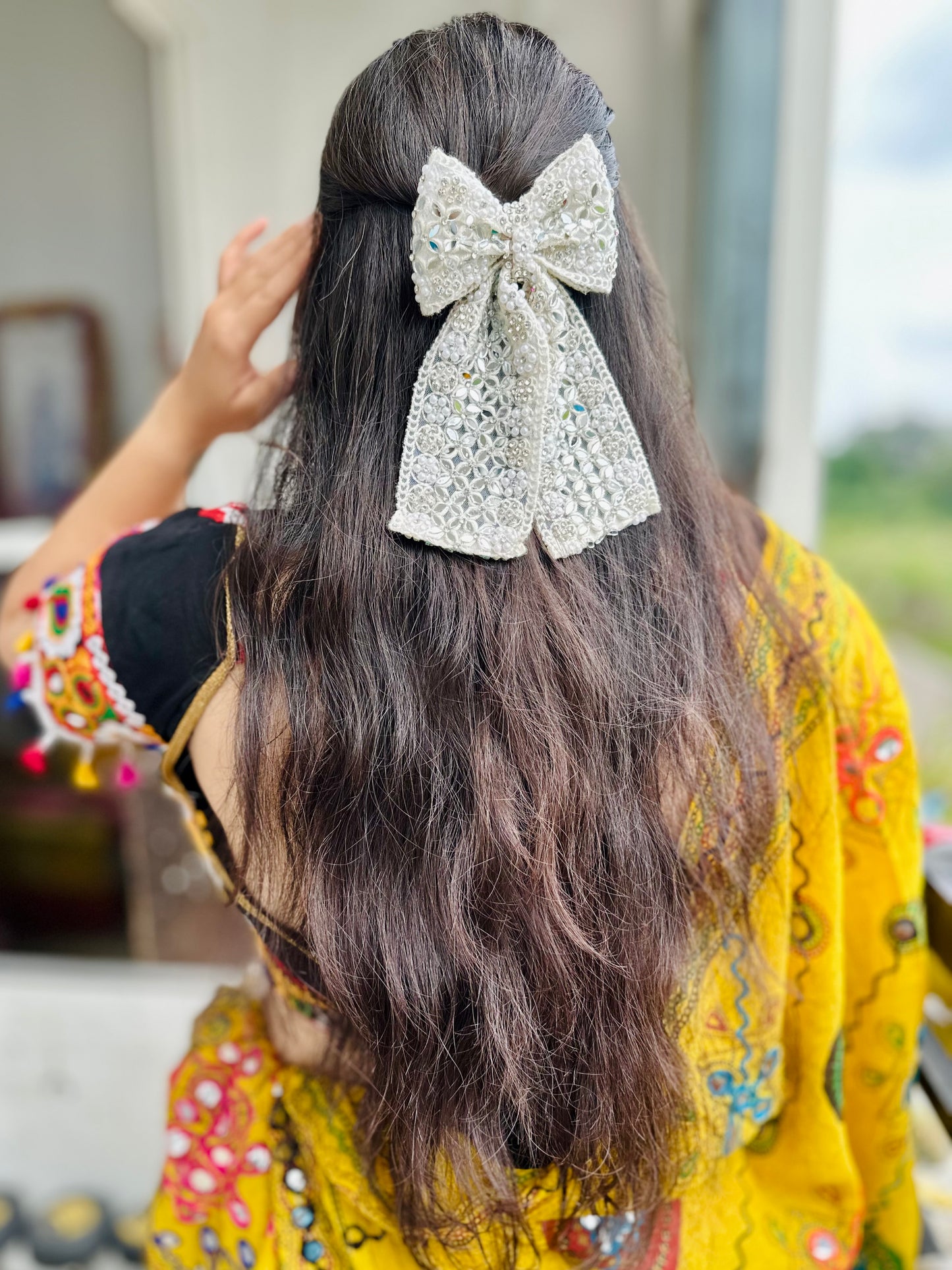 Manmohini - the festive bow
