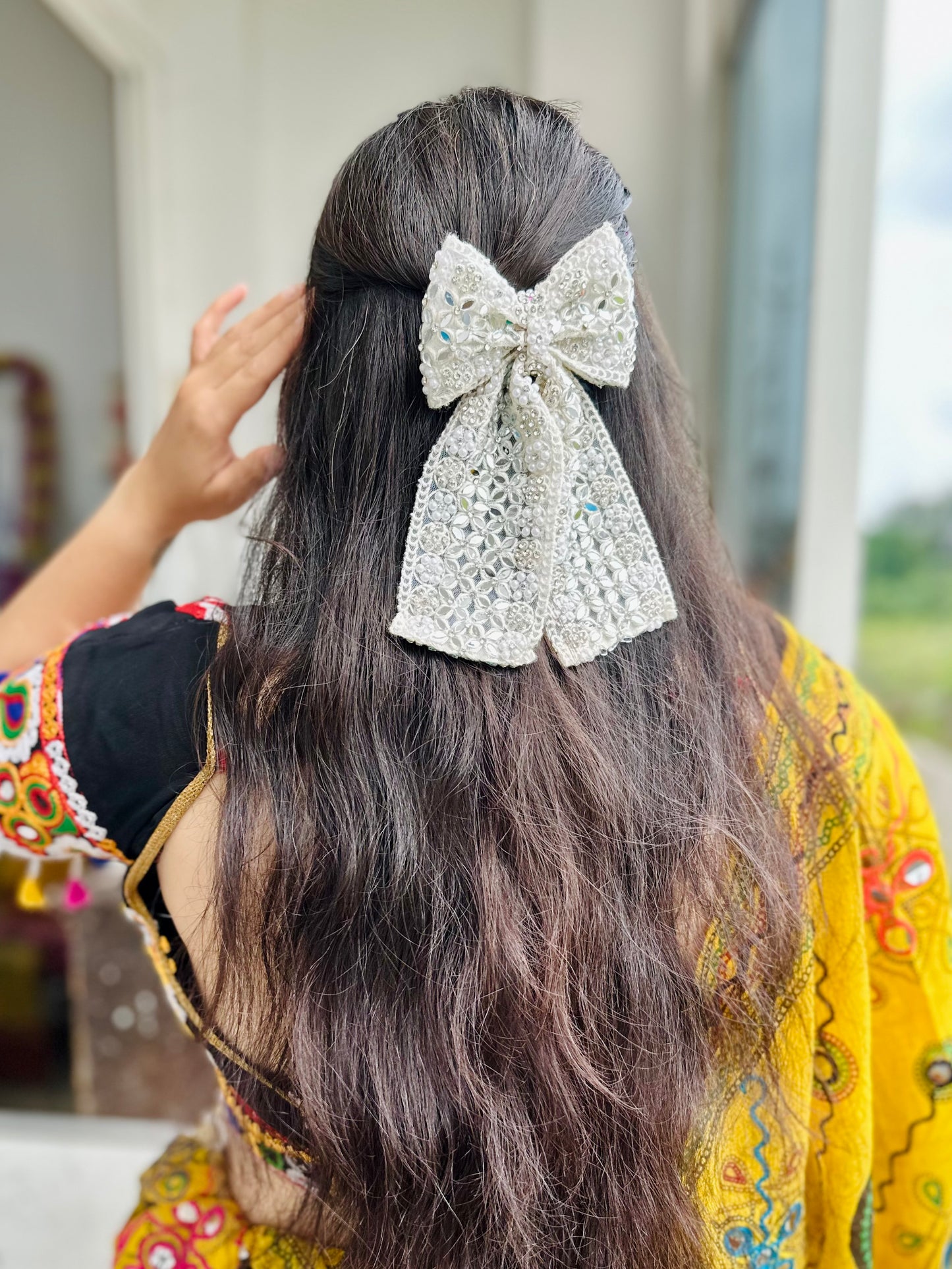 Manmohini - the festive bow