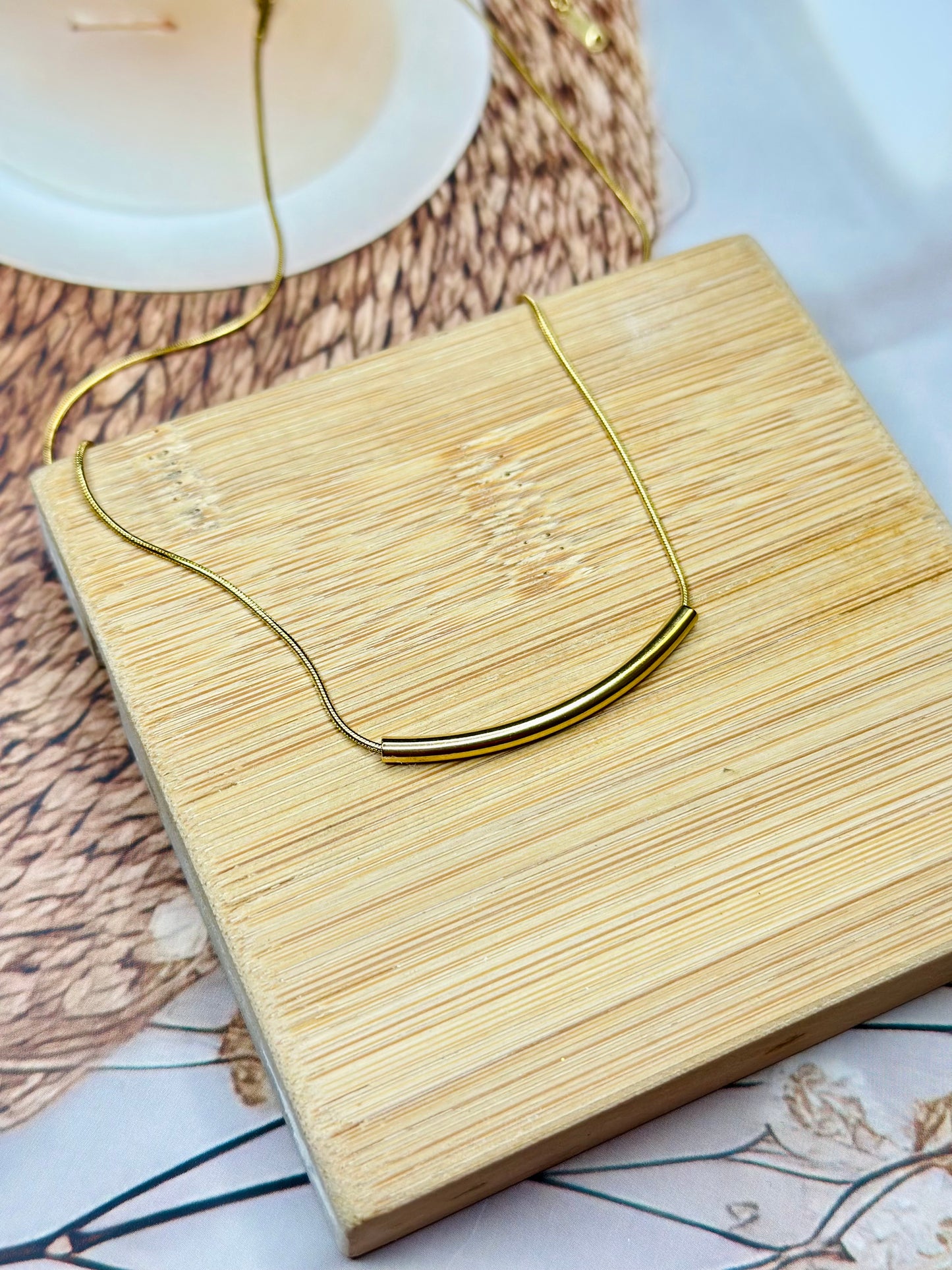 Dainty necklace