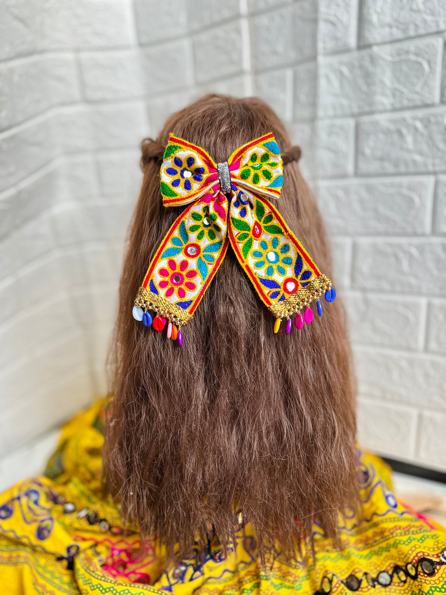 Navrani - the festive bow