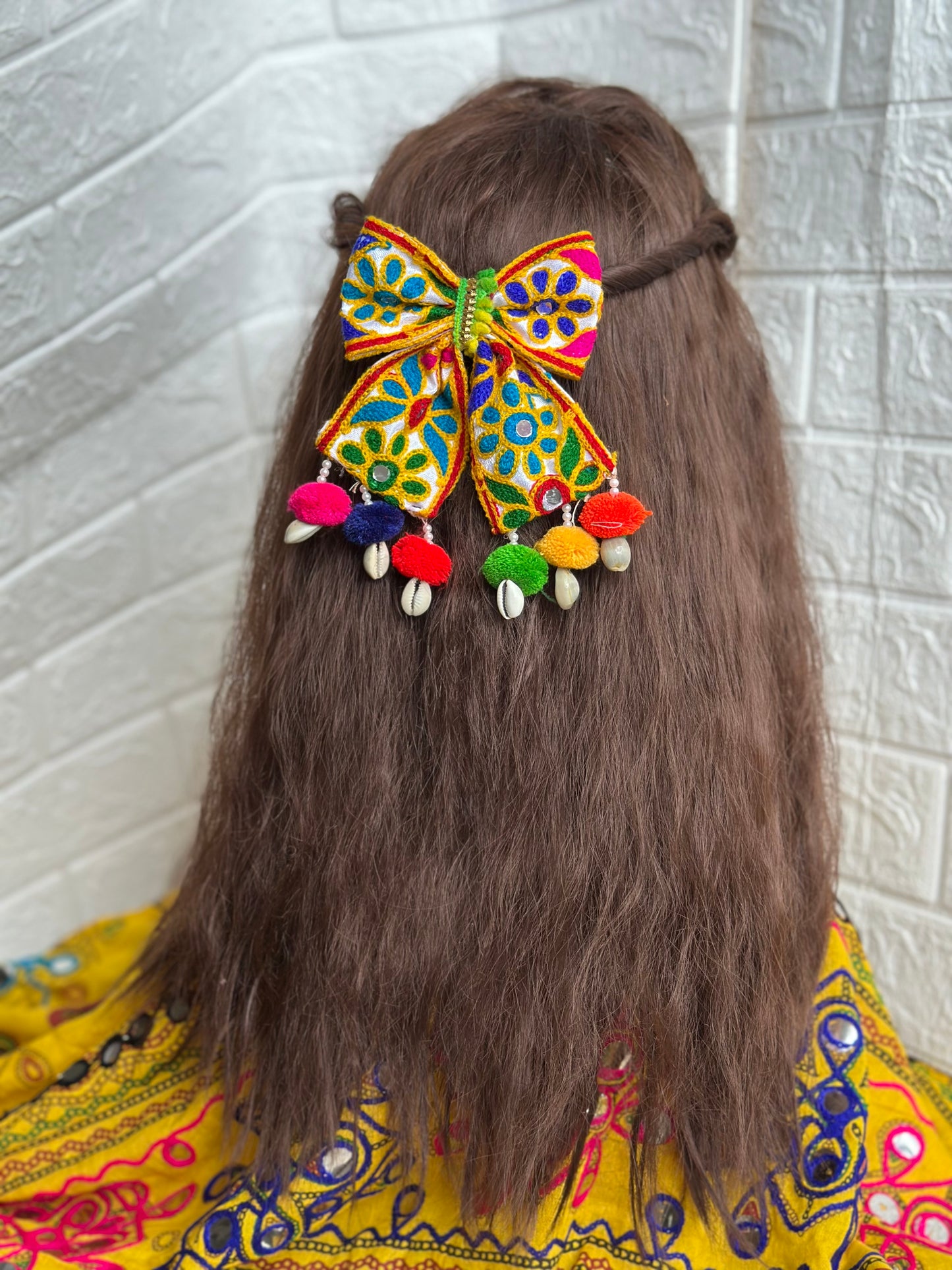 Desiras - the festive bow