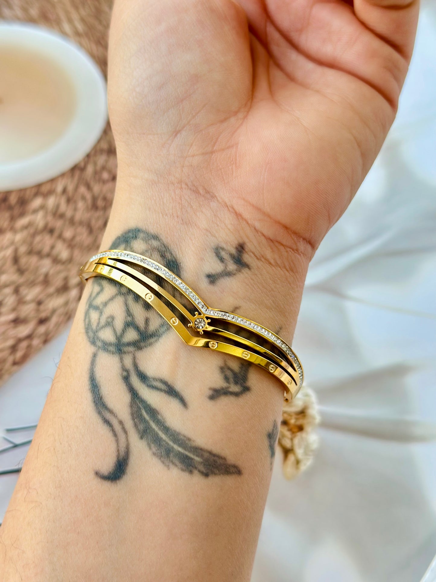 The oval heart - Anti tarnish bracelets
