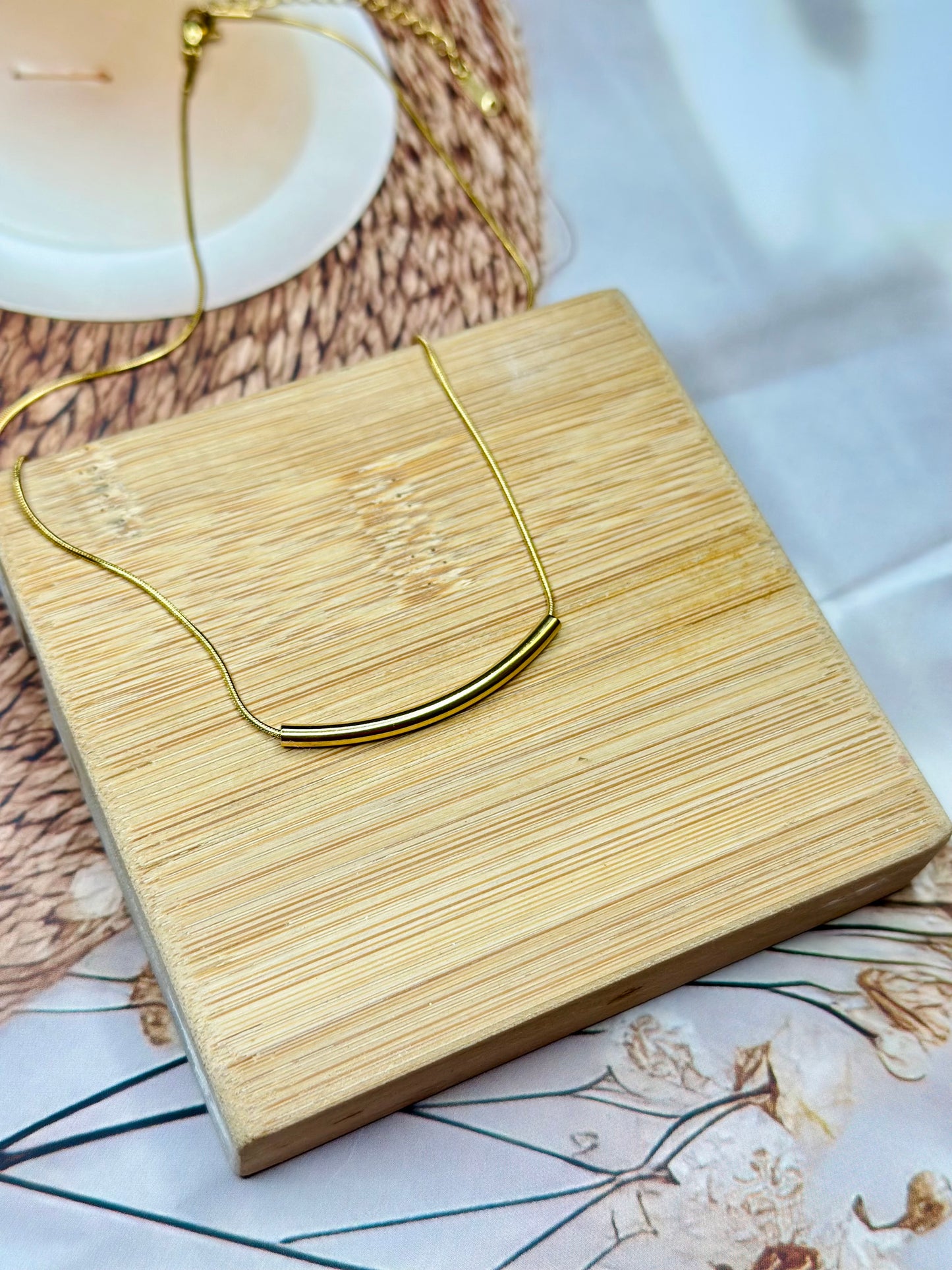 Dainty necklace