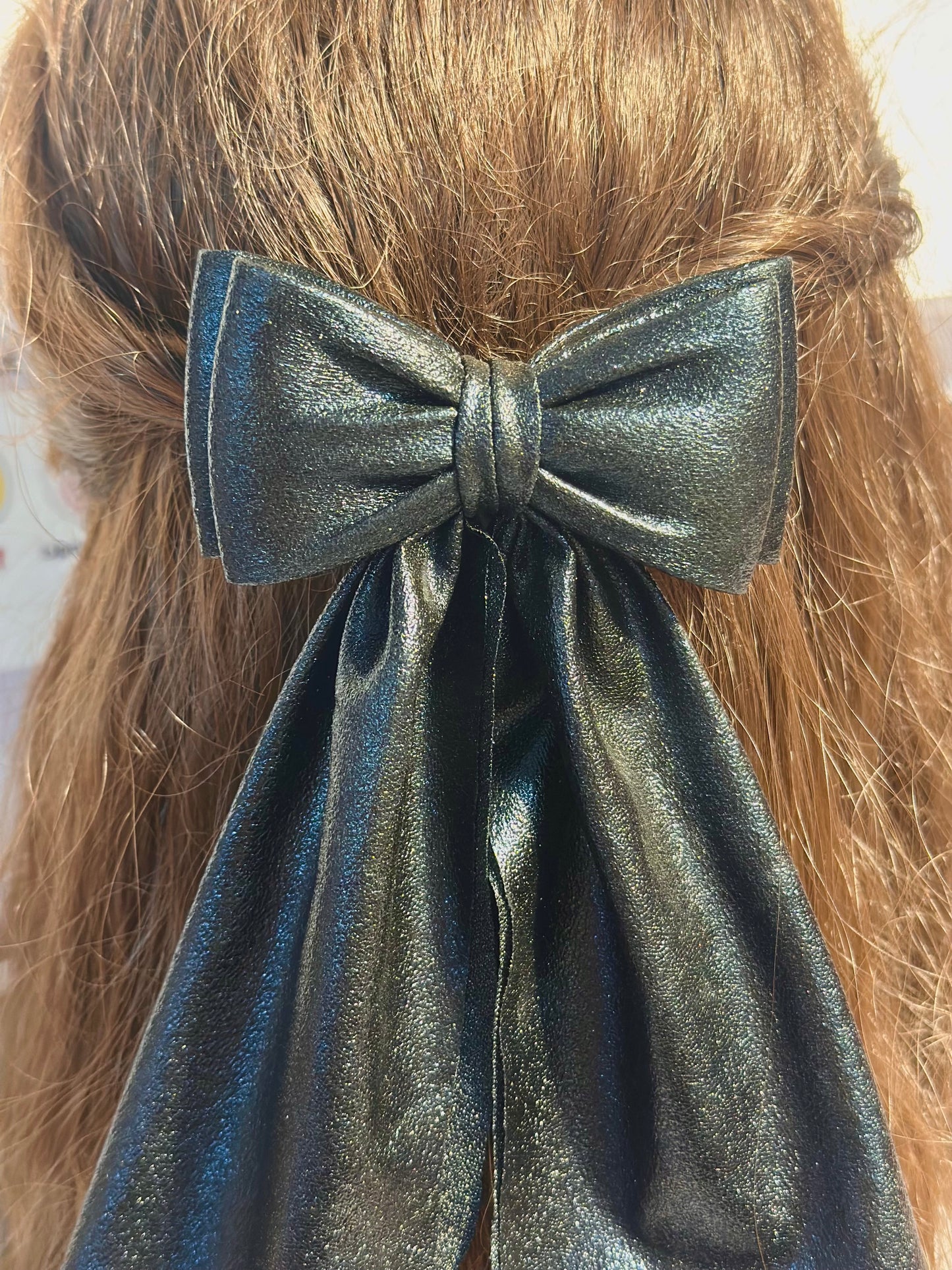 Sabrina - Parisian bow