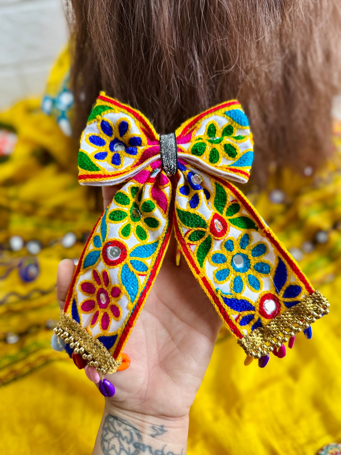 Navrani - the festive bow