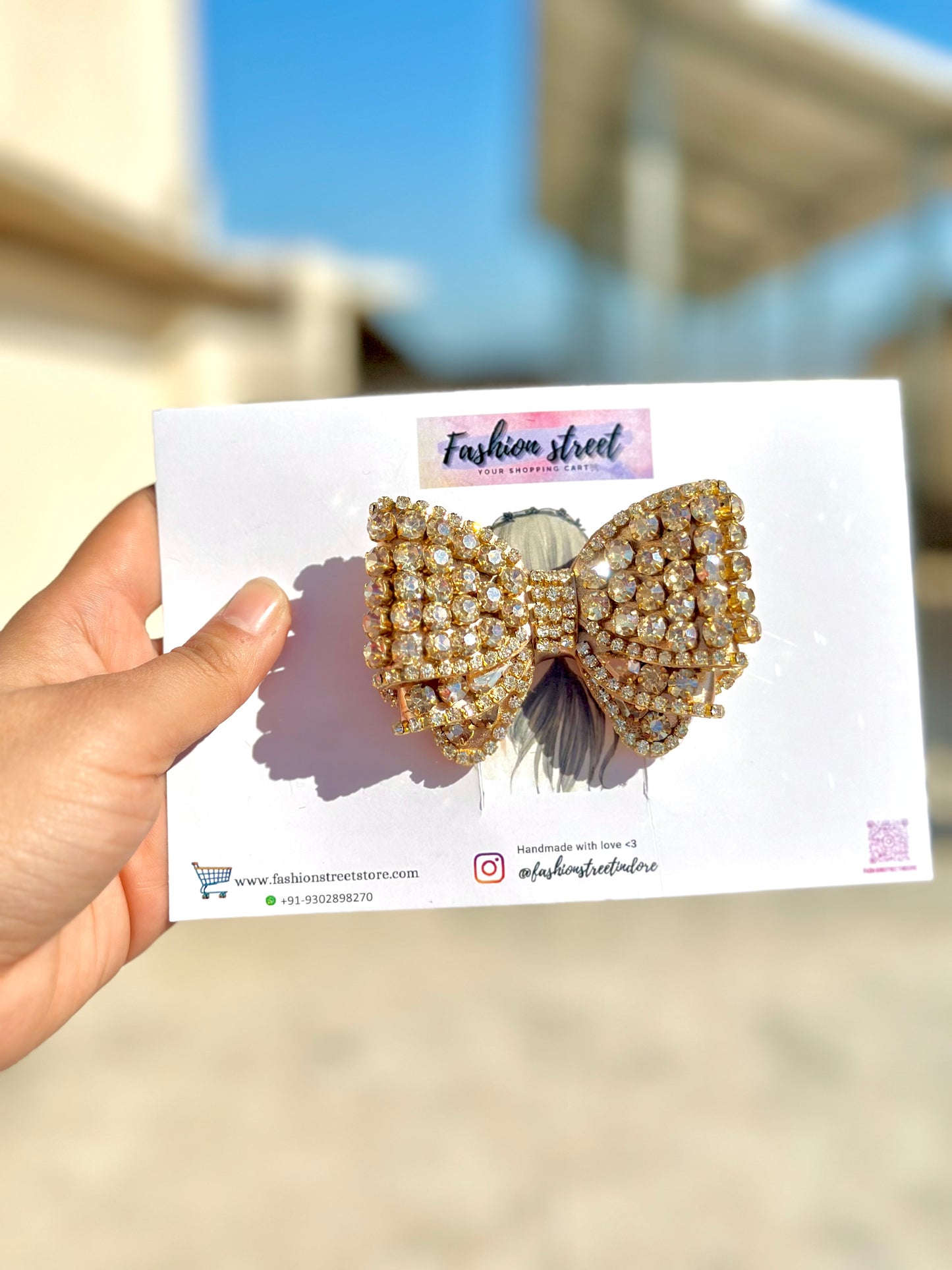 Golden bloom - Bejewelled Bow