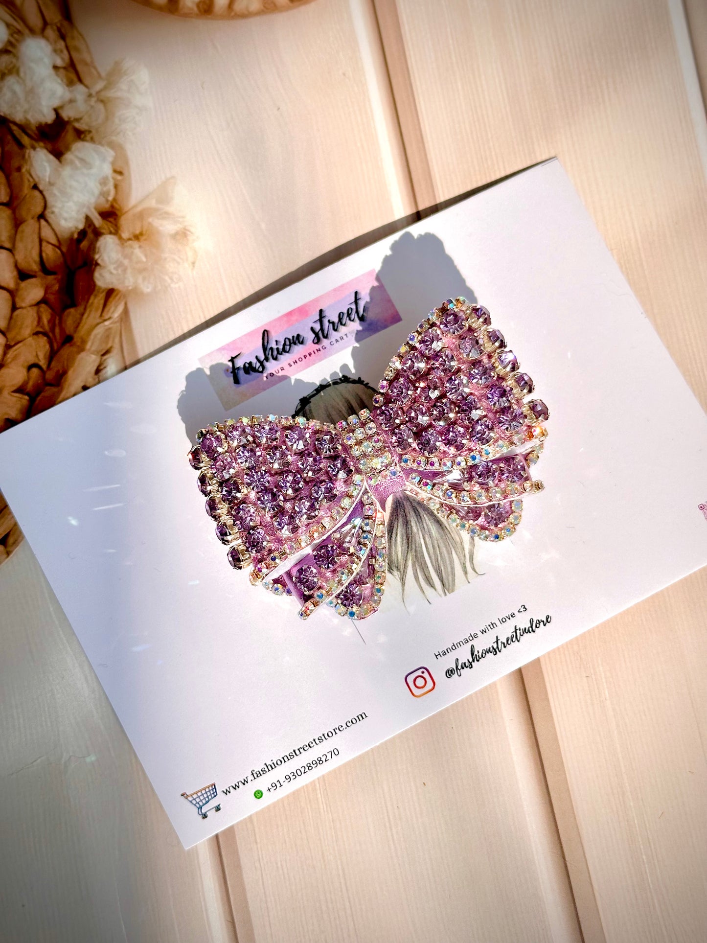 Amaranta - Bejewelled Bow