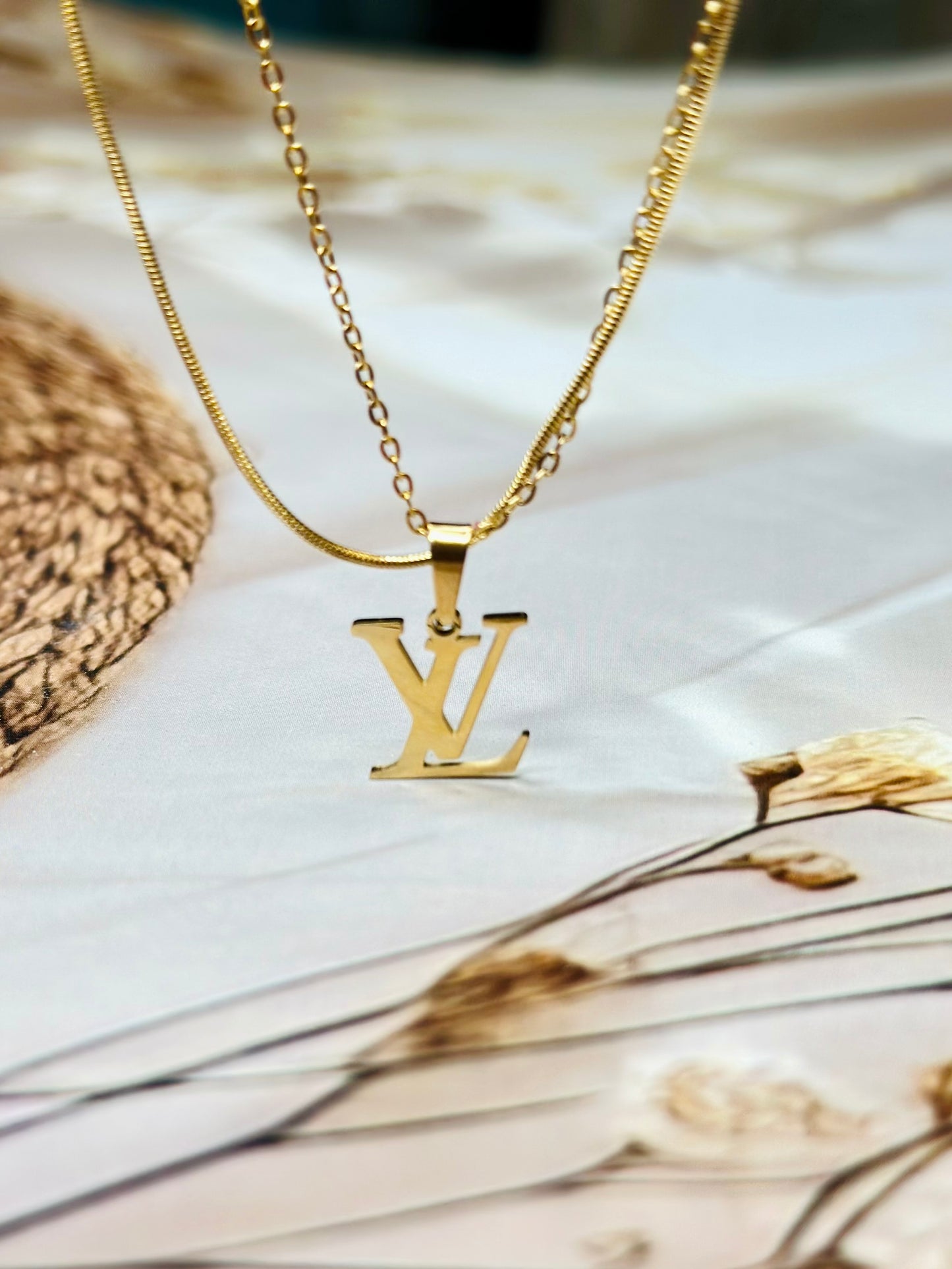 Dual chain LV