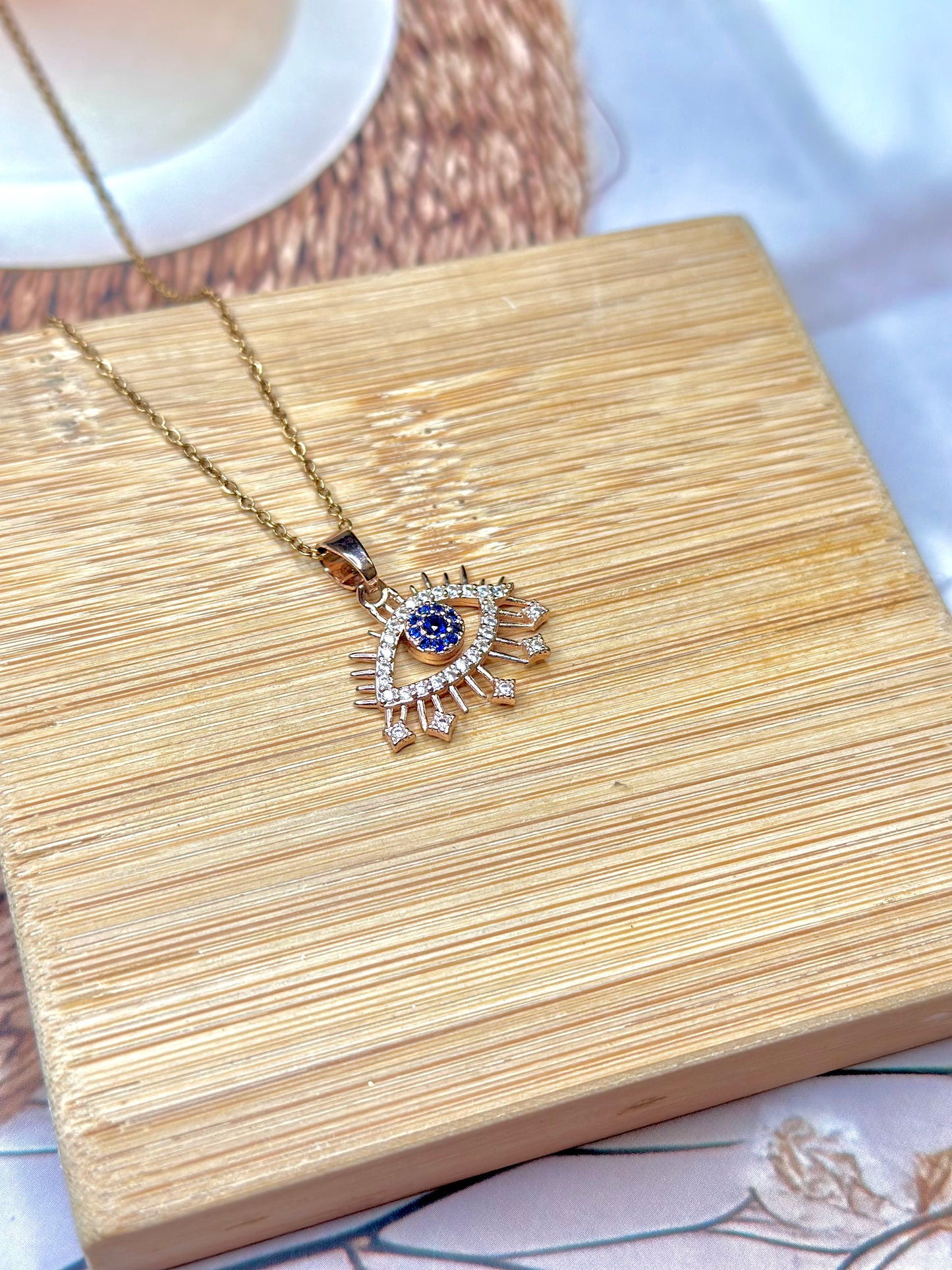 Eyelet evil eye Necklace