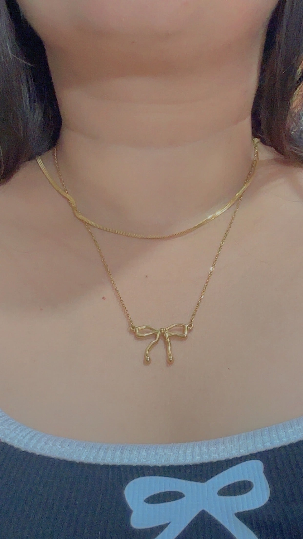 Bow-wow necklace