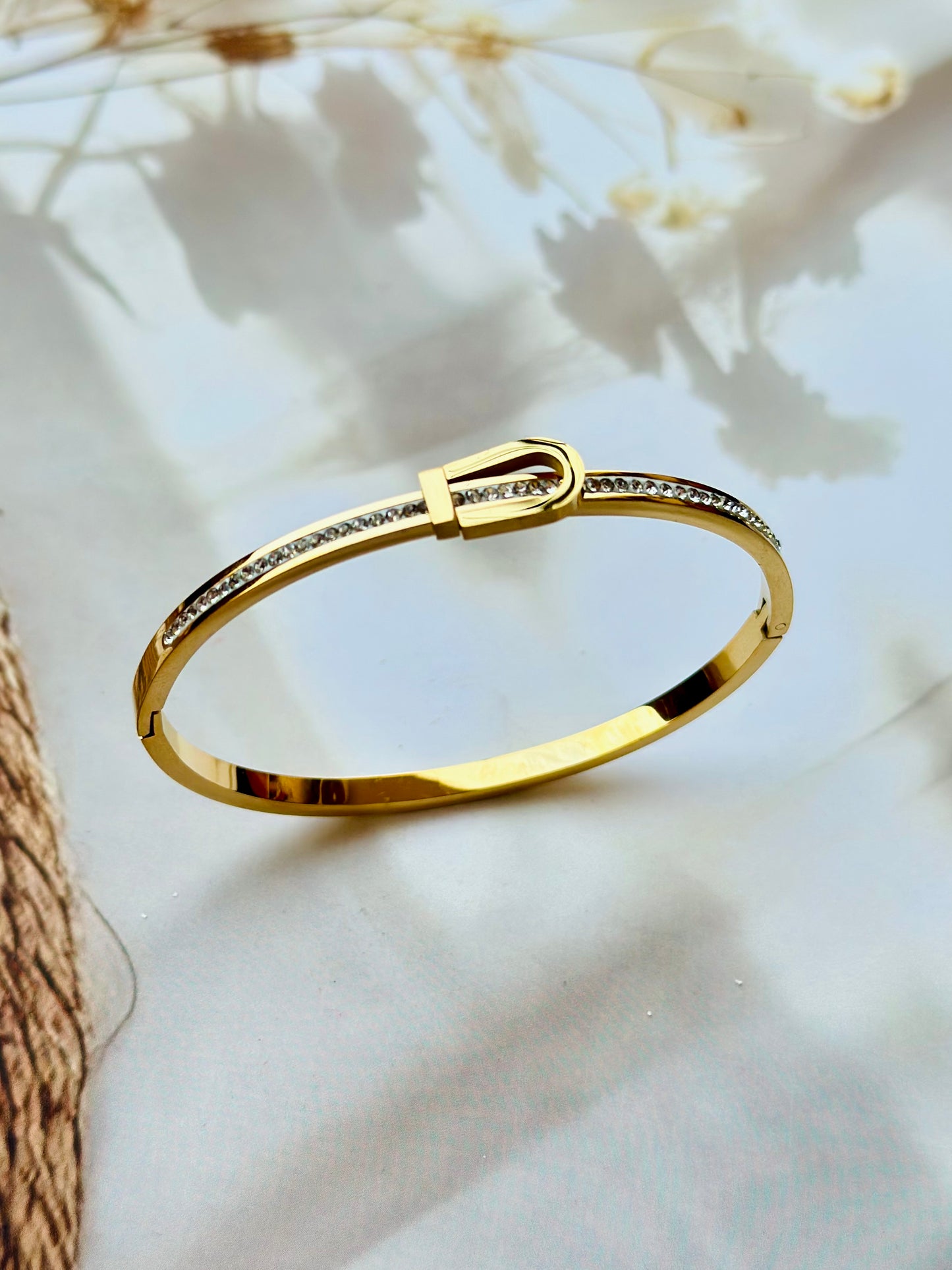 Chic Belt- Anti tarnish bracelets
