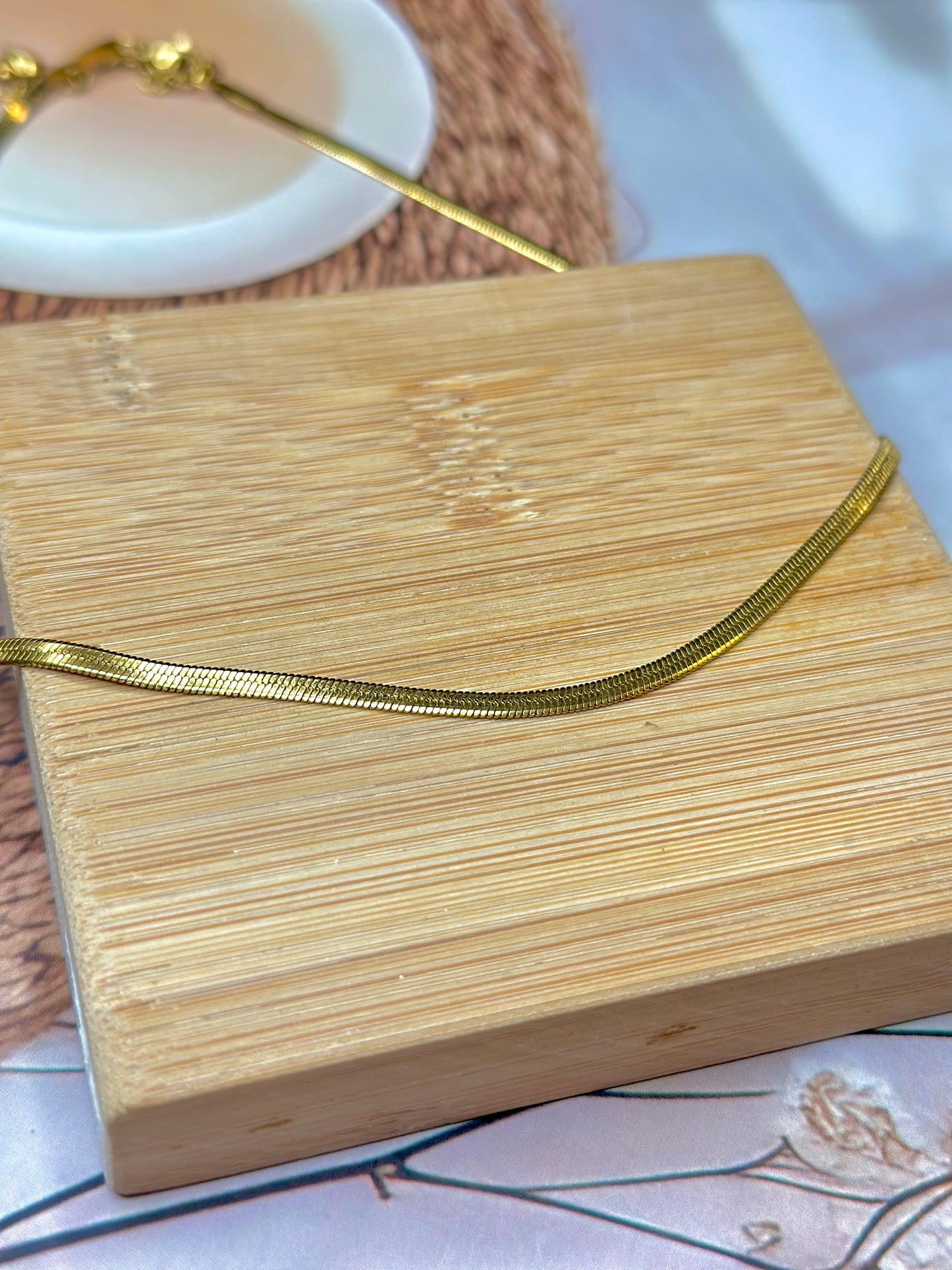 Gold Snake Necklace (M)