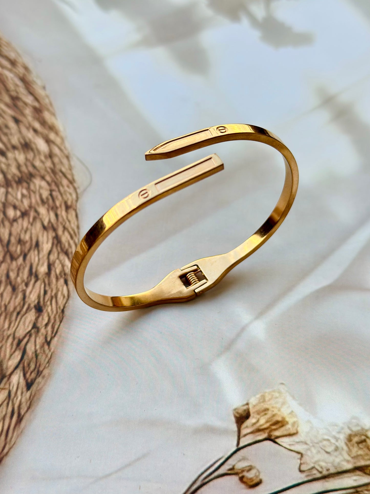 The Nail Cartier - Anti tarnish bracelets