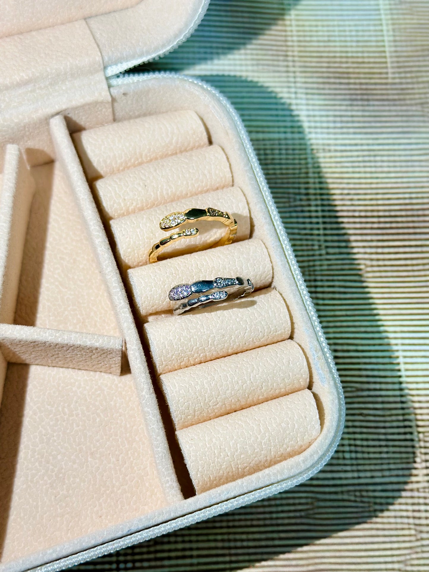 Serpent wrap Ring