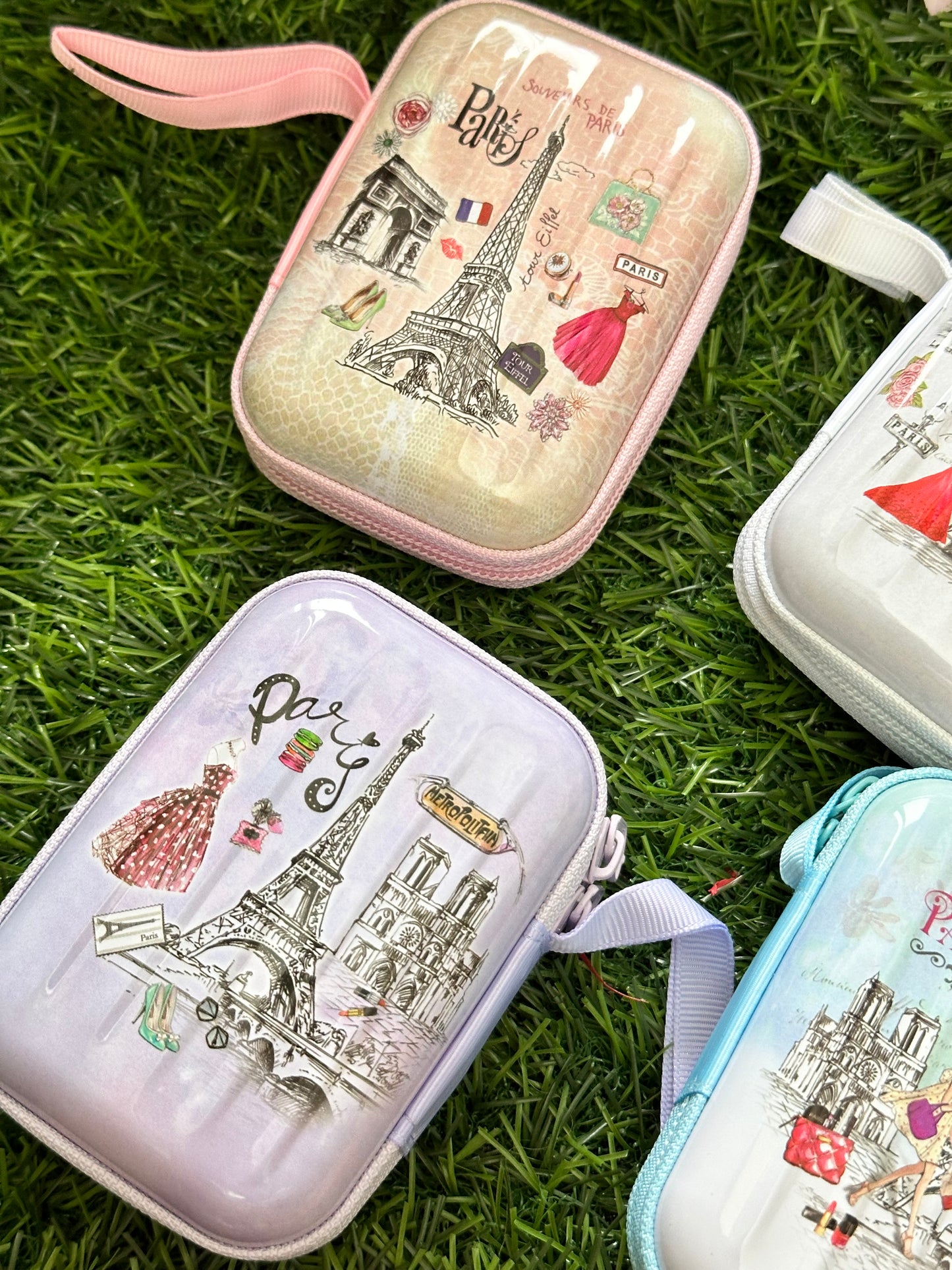 Cute hardcase pouch