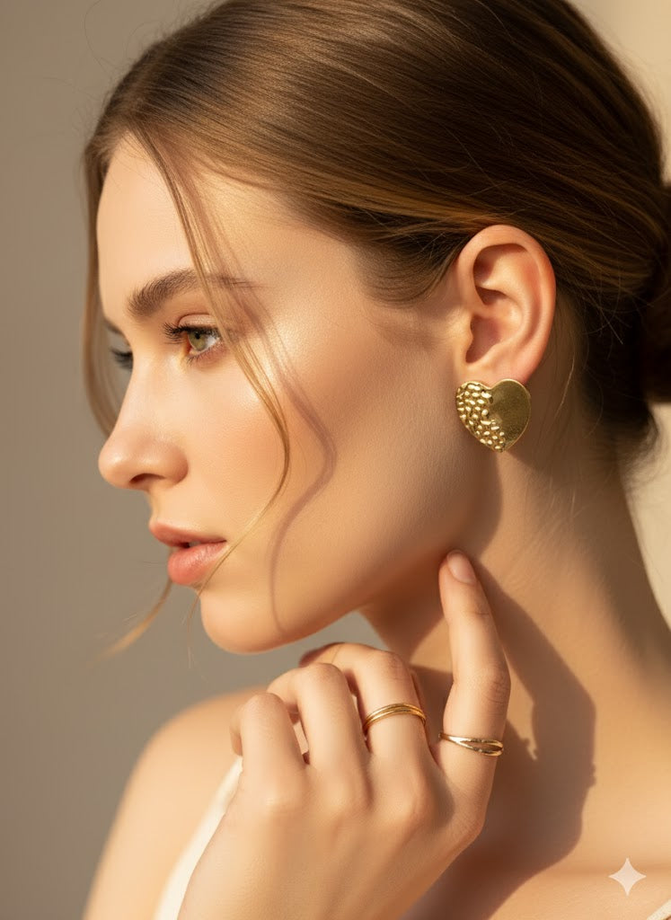 Embeded heart earrings