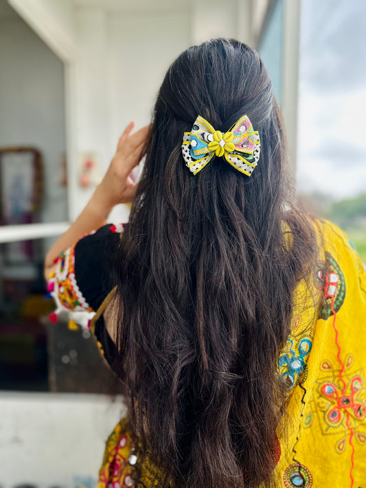 Chandrika - the festive bow