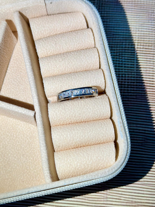 Luxe Band Ring