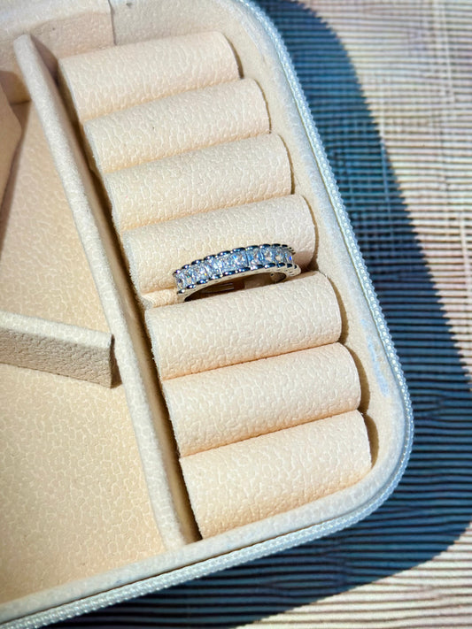 Lust Band Ring