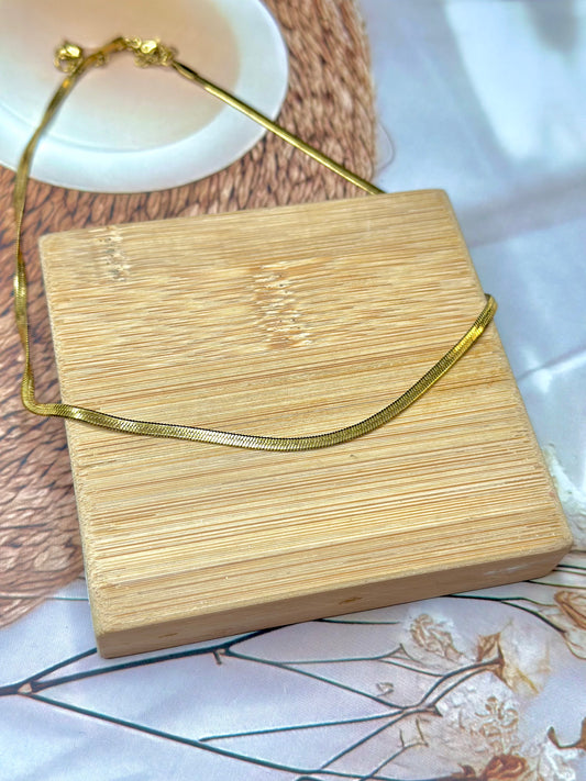 Gold Snake Necklace (M)