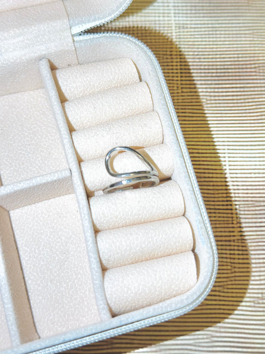 Lucie Ring