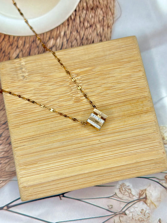 Triple layer brick Necklace